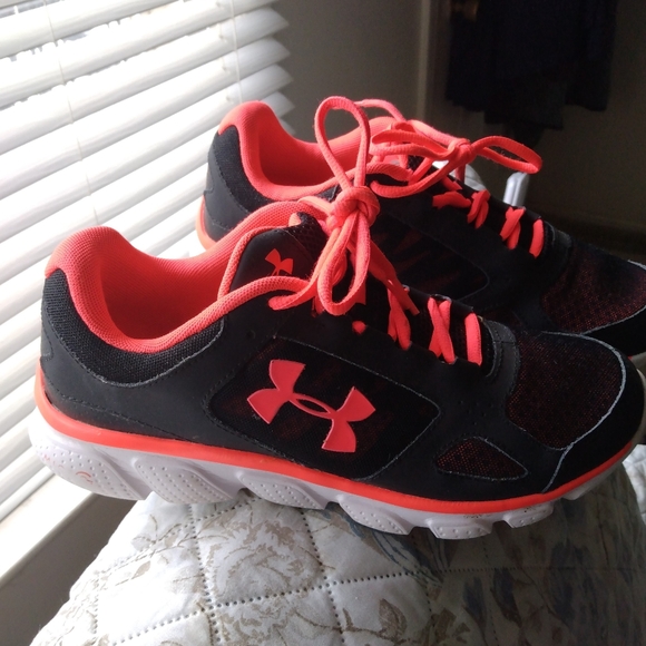 Under Armour Women's Mesh Training/Running Athletic Low Top Sneakers SZ 9.5 - Picture 3 of 13